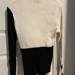 Sweater black and white
